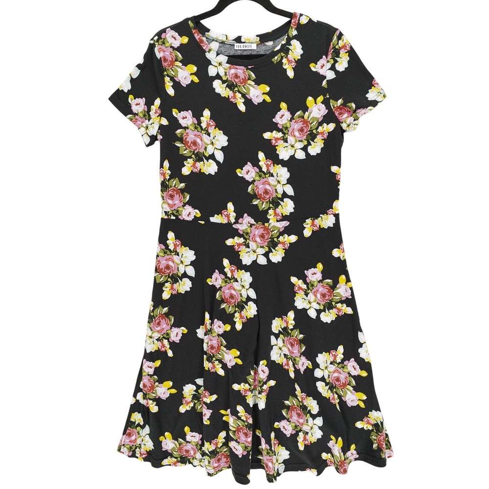 HUHOT Black Floral Skater Dress Size L Short Sleeve Fit and Flare Rose Print